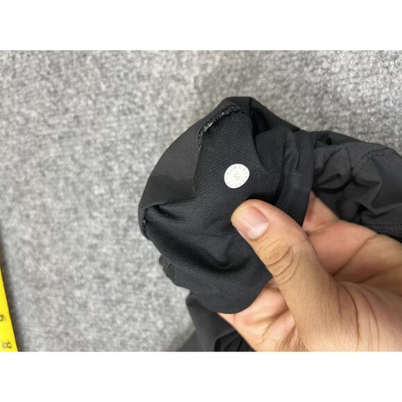 Lululemon Shorts S Pace Breaker Linerless Black Workout Gym Athletic Performance - Picture 3 of 13